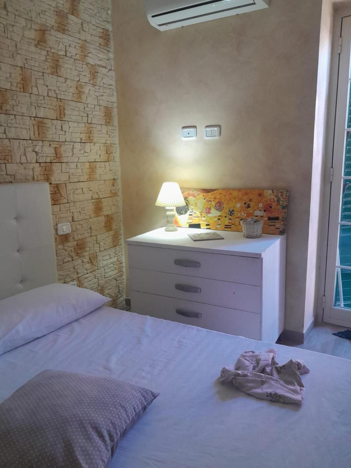 Ferienwohnung Casa Assisi Palermo Exterior foto
